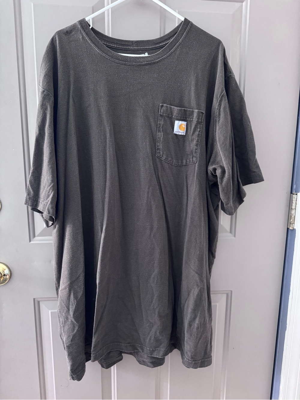 Carhartt Men’s Short-Sleeve Pocket Tee in Dark Charcoal